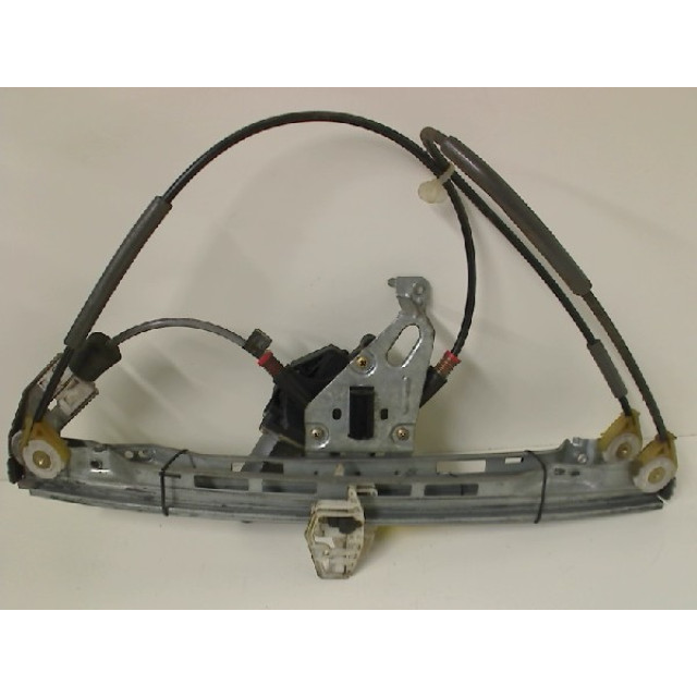Mechanizm sterowania elektrycznego szyby drzwi przednich prawych Peugeot 206 (2A/C/H/J/S) (1998 - 2000) Hatchback 1.4 XR,XS,XT,Gentry (TU3JP(KFX))