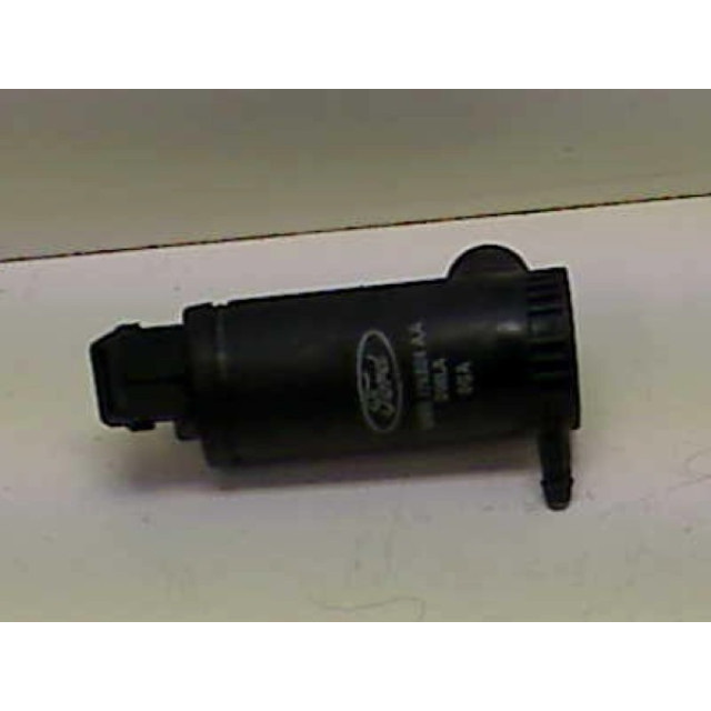 Pompa spryskiwacza szyby przedniej Ford Courier (J3/5) (2000 - 2002) Van 1.8 Di (RTP)
