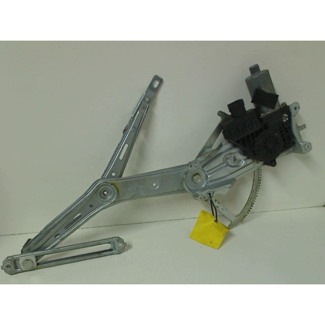 Mechanizm sterowania elektrycznego szyby drzwi przednich prawych Vauxhall / Opel Zafira (F75) (1999 - 2005) MPV 2.0 DI 16V (X20DTL)