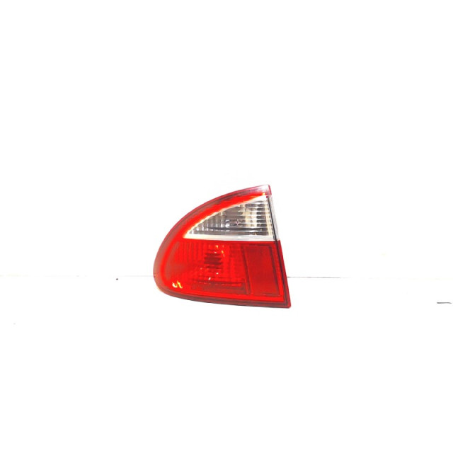 Lewe tylne światło na zewnątrz Seat Leon (1M1) (1999 - 2002) Hatchback 5-drs 1.9 SDI 68 (AQM)