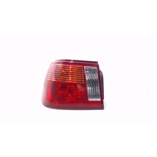 Lewe tylne światło na zewnątrz Seat Ibiza II (6K1) (1996 - 2002) Hatchback 1.6 Sport (AUR)