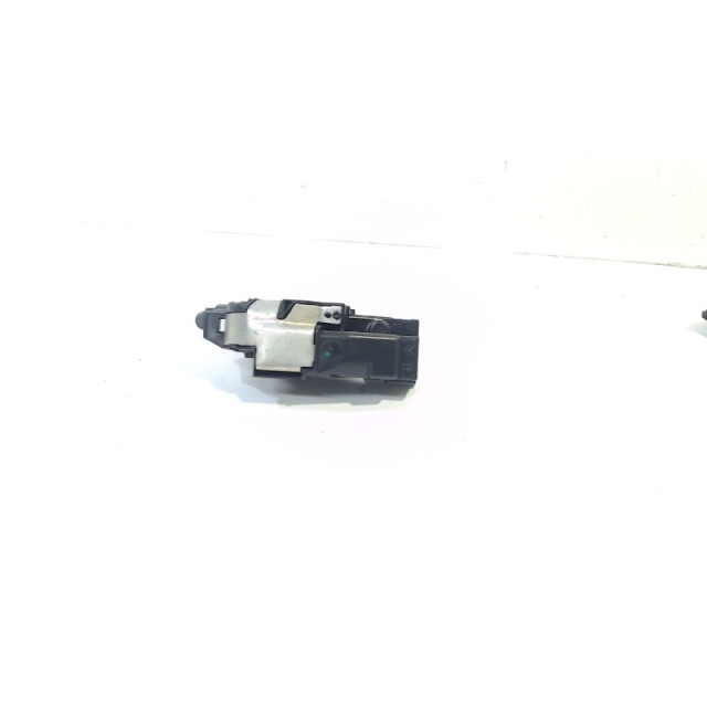 Mechanizm zamka elektrycznego klapy tylnej Citroën C3 Picasso (SH) (2009 - 2011) MPV 1.6 HDI 16V 110 (DV6TED4(9HZ))