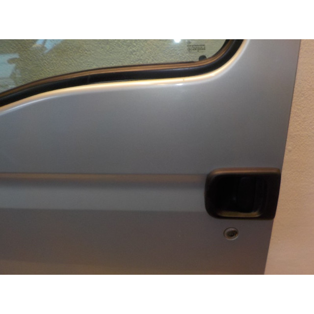 Drzwi przednie lewe Nissan Interstar (X70) (2006 - 2010) Van 2.5 dCi 16V 120 (G9U-650)