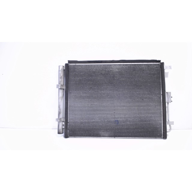 Chłodnica układu klimatyzacji Kia Cee'd Sportswagon (JDC5) (2012 - 2018) Combi 1.6 CRDi 16V VGT (D4FB)