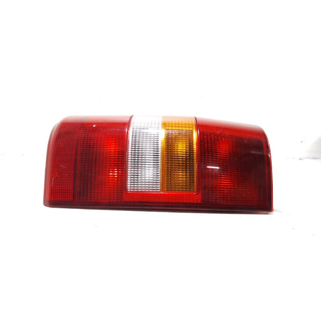 Lewe tylne światło na zewnątrz Fiat Scudo (220Z) (1999 - 2006) Van 2.0 JTD (DW10TED(RHX))