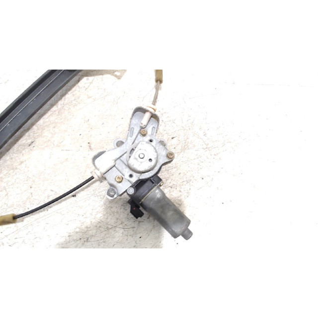 Mechanizm sterowania elektrycznego szyby drzwi tylnych lewych SsangYong Rodius (2005 - 2013) MPV 2.7 270 Xdi 20V 4x2 (M665.925(Euro 4))