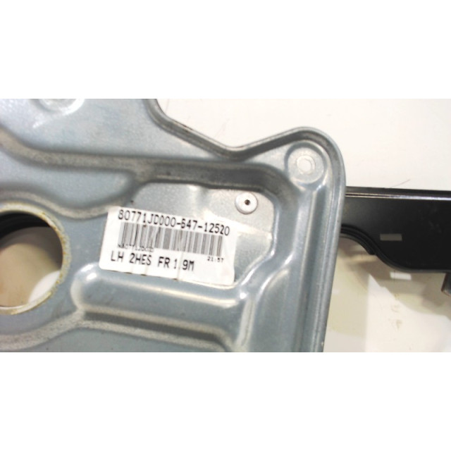 Mechanizm sterowania elektrycznego szyby drzwi przednich lewych Nissan Qashqai (J10) (2010 - teraz) SUV 2.0 16V 4x4 (MR20DE)