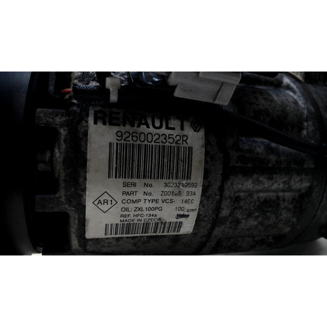 Pompa układu klimatyzacji Renault Clio IV (5R) (2012 - 2014) Hatchback 1.5 Energy dCi 90 FAP (K9K-B6)