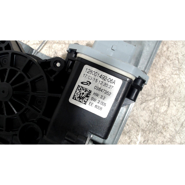 Mechanizm sterowania elektrycznego szyby drzwi przednich lewych Smart Forfour (453) (2014 - teraz) Hatchback 5-drs 0.9 TCE 12V (M281.910)