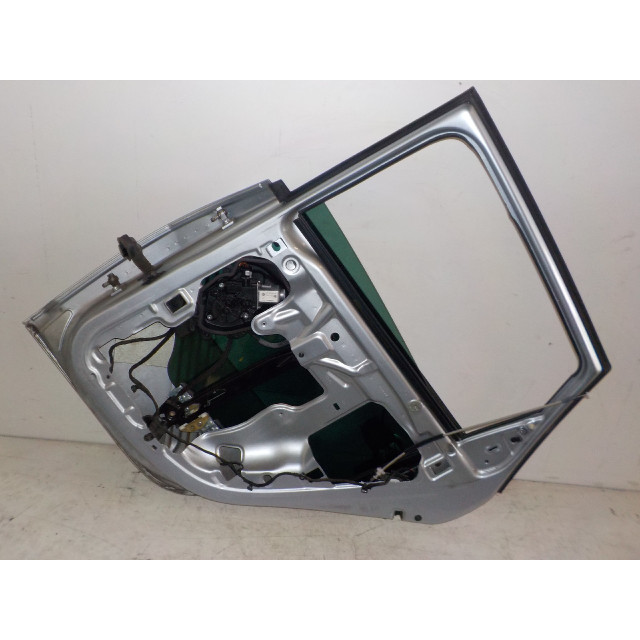 Drzwi tylne prawe Seat Ibiza ST (6J8) (2010 - 2015) Combi 1.2 TDI Ecomotive (CFWA)