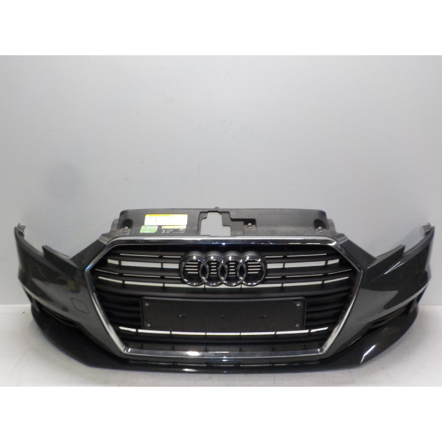 Zderzak przedni Audi A3 Sportback (8VA/8VF) (2014 - 2020) Hatchback 5-drs 1.4 TFSI ACT Ultra 16V (CZEA(Euro 6))