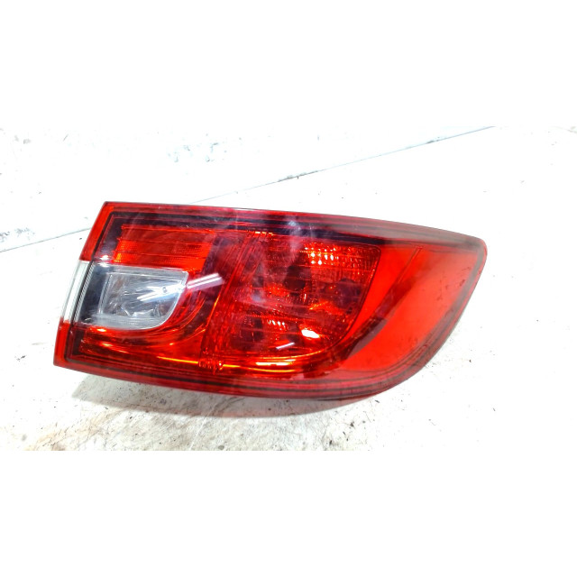 Światło tylne nadwozia z prawej Renault Clio IV (5R) (2012 - 2014) Hatchback 1.5 Energy dCi 90 FAP (K9K-B6)