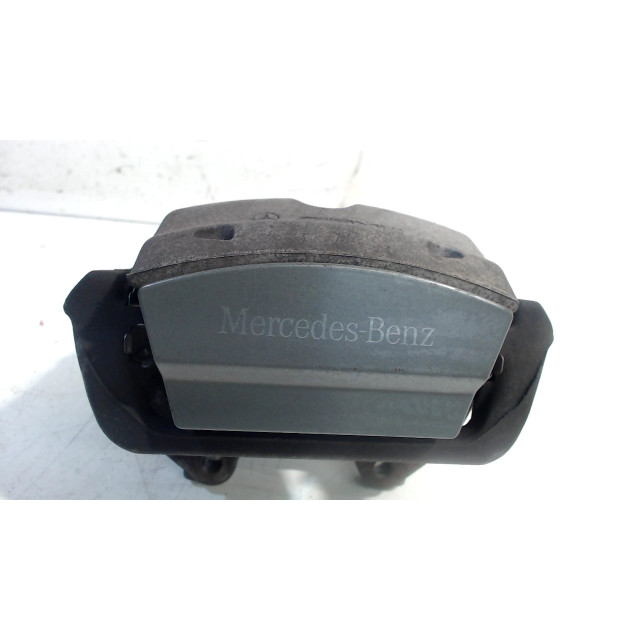 Zacisk hamulcowy tylny prawy Mercedes-Benz S (W222/V222/X222) (2014 - teraz) S (W222) Sedan 6.0 S-600 V12 36V Biturbo (M277.980)