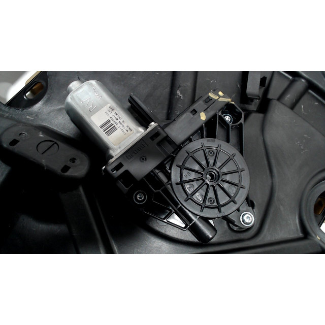 Mechanizm sterowania elektrycznego szyby drzwi przednich prawych Volvo S60 II (FS) (2010 - 2011) 2.4 D5 20V (D5244T10)