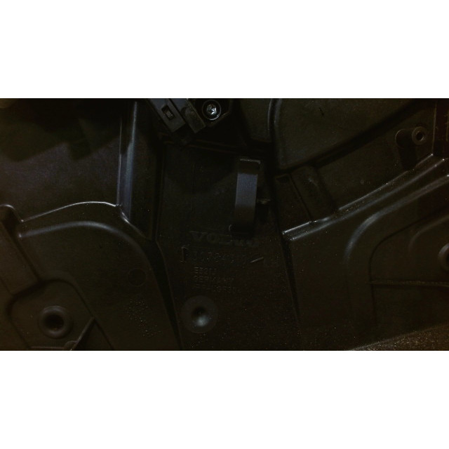 Mechanizm sterowania elektrycznego szyby drzwi przednich lewych Volvo V60 I (FW/GW) (2012 - 2015) 2.4 D6 20V Plug-in Hybrid AWD (D82PHEV)