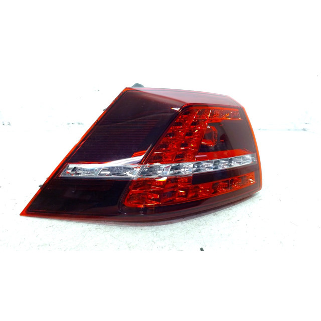 Światło tylne nadwozia z lewej Volkswagen Golf VII (AUA) (2014 - 2020) Hatchback 1.4 GTE 16V (CUKB)