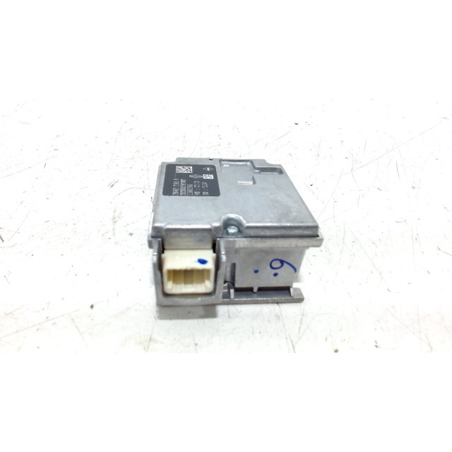 Przód kamera Renault Captur II (RJB) (2020 - teraz) SUV 1.3 TCE 130 16V (H5H-470(H5H-B4))