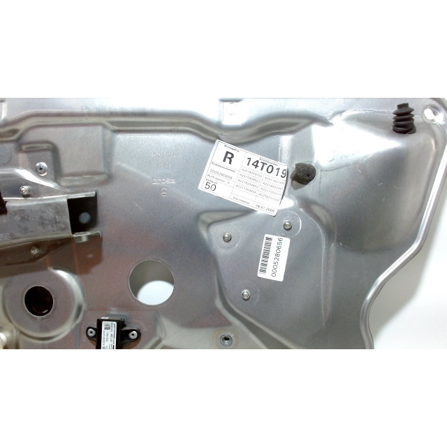 Mechanizm sterowania elektrycznego szyby drzwi tylnych prawych Mercedes-Benz S (W221) (2005 - 2013) Sedan 3.0 S-320 CDI 24V 4-Matic (OM642.932)