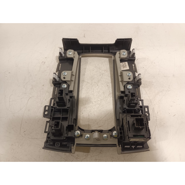 Różne elementy panelu sterowania Honda Civic (FK6/7/8/9) (2018 - teraz) Hatchback 1.0i VTEC Turbo 12V (P10A2)