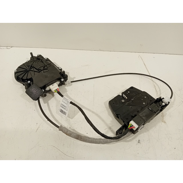 Mechanizm zamka elektrycznego klapy tylnej BMW X5 (F15) (2015 - 2018) SUV xDrive 40e PHEV 2.0 (N20-B20A)