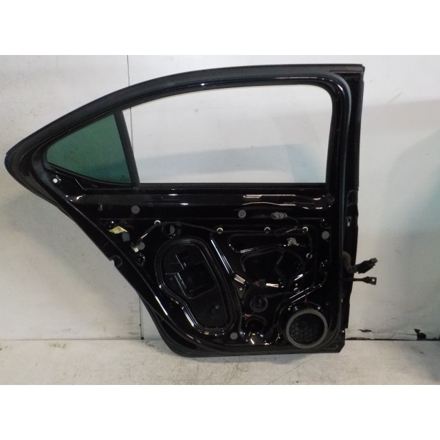 Drzwi tylne lewe Skoda Superb (3V3) (2015 - teraz) Hatchback 2.0 TDI (DFCA)