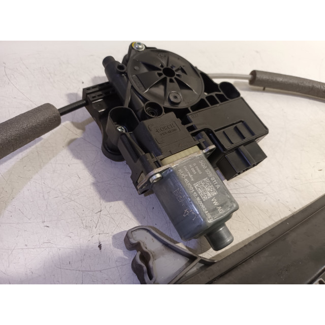 Mechanizm sterowania elektrycznego szyby drzwi tylnych lewych Skoda Superb (3V3) (2015 - teraz) Hatchback 2.0 TDI (DFCA)