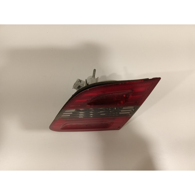 Światło tylne w klapie tylnej z prawej Mercedes-Benz B (W245/242) (2005 - 2011) Hatchback 1.5 B-150 16V (M266.920)