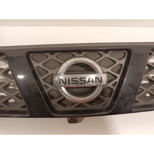 Atrapa/grill Nissan/Datsun X-Trail (T30) (2001 - 2013) SUV 2.0 16V 4x2 (QR20DE)