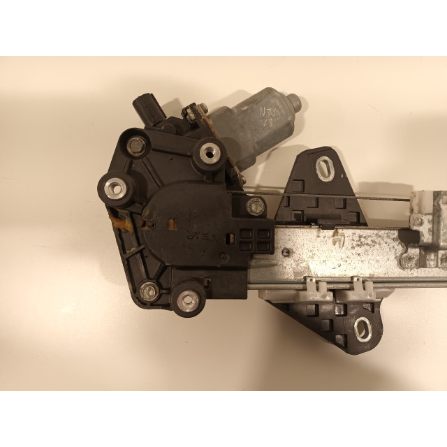 Mechanizm sterowania elektrycznego szyby drzwi tylnych prawych Honda CR-V (RE) (2007 - 2012) SUV 2.0 16V (R20A2)