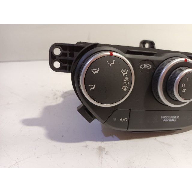 Panel sterowania temperaturą Kia Picanto (TA) (2011 - 2017) Hatchback 1.0 12V (G3LA)