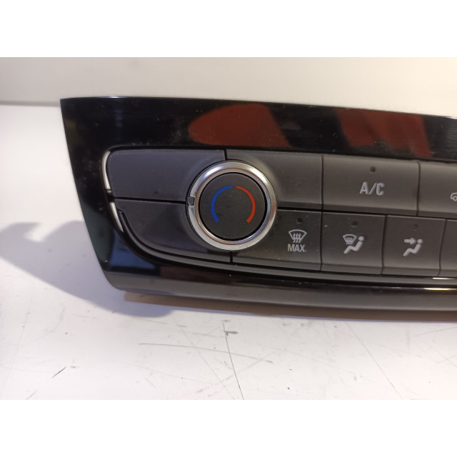 Panel sterowania temperaturą Vauxhall / Opel Corsa F (UB/UP) (2019 - teraz) Hatchback 5-drs 1.2 12V 75 (F12XEL(EB2FD))