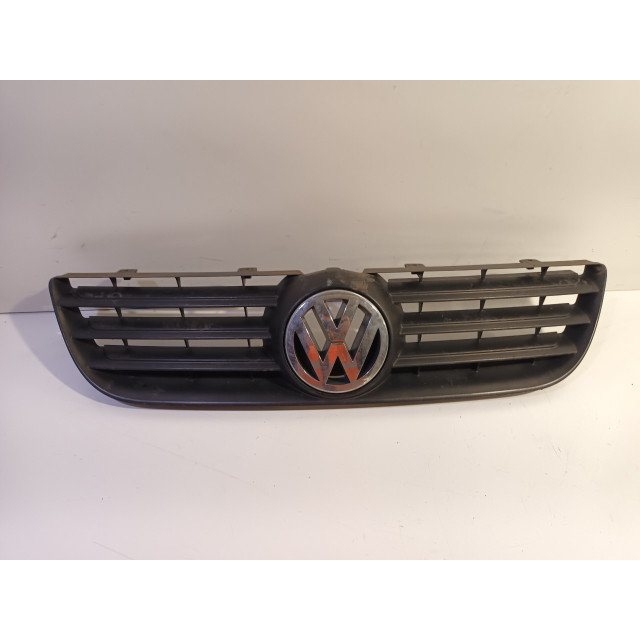Atrapa/grill Volkswagen Polo IV (9N1/2/3) (2002 - 2006) Hatchback 1.4 FSI 16V (AXU)
