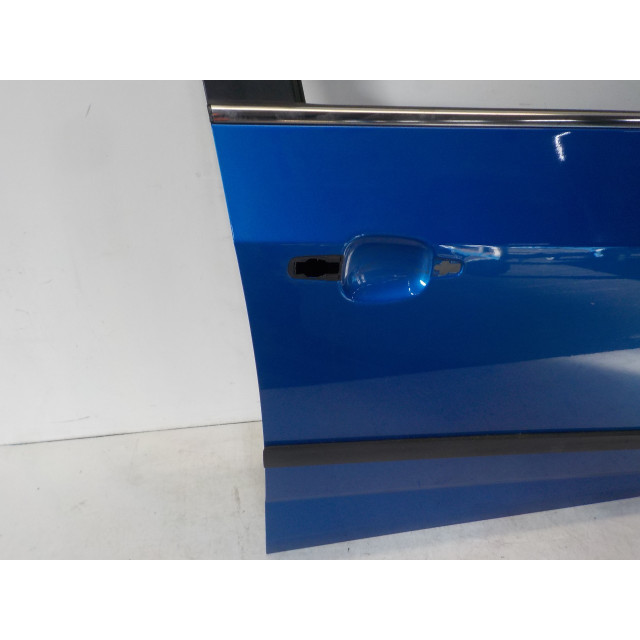 Drzwi przednie prawe Daewoo/Chevrolet Aveo (2011 - 2015) Hatchback 1.4 16V (A14XER)