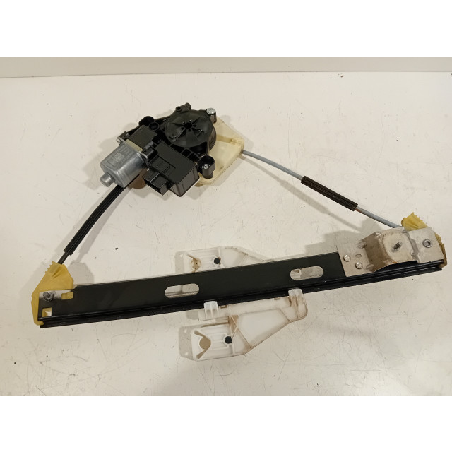 Mechanizm sterowania elektrycznego szyby drzwi tylnych lewych Seat Leon (5FB) (2014 - teraz) Hatchback 5-drs 1.4 TSI ACT 16V (CZEA)