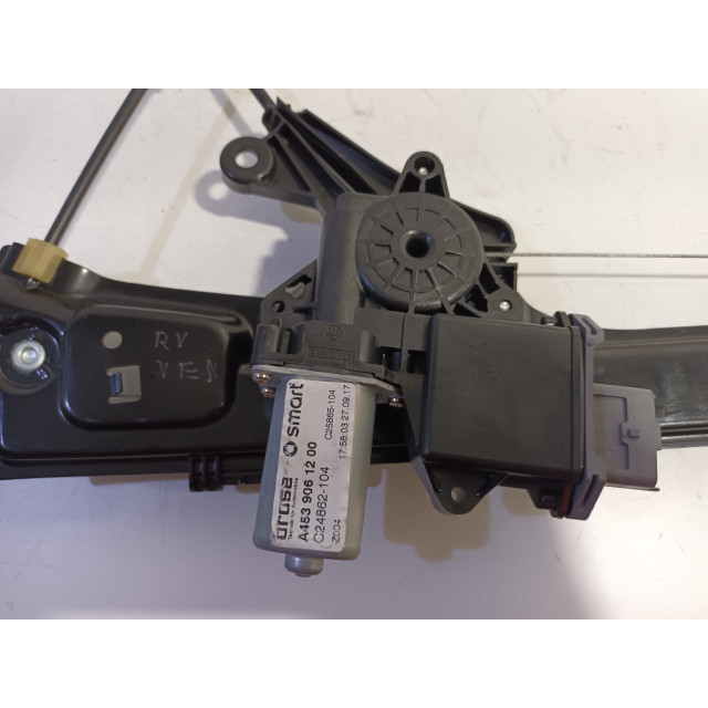 Mechanizm sterowania elektrycznego szyby drzwi przednich prawych Smart Fortwo Coupé (453.3) (2014 - teraz) Hatchback 3-drs 0.9 TCE 12V (M281.910)