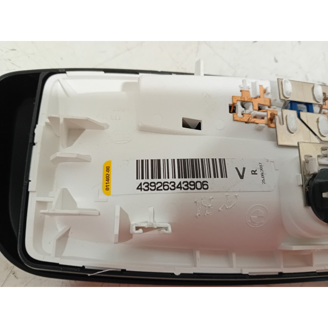 Oświetlenie wnętrza Mini Mini (F55) (2014 - 2017) Hatchback 5-drs 1.2 12V One (B38A12A)