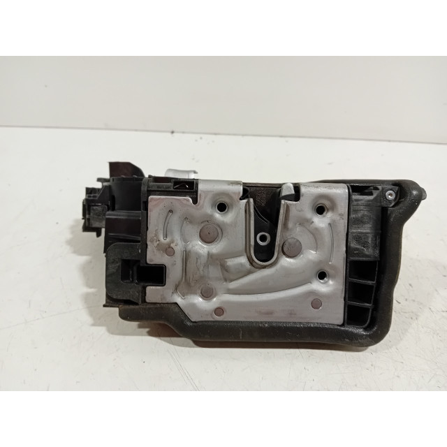 Mechanizm elektryczny centralnego zamka drzwi przednich prawych Mini Mini (F55) (2014 - 2017) Hatchback 5-drs 1.2 12V One (B38A12A)