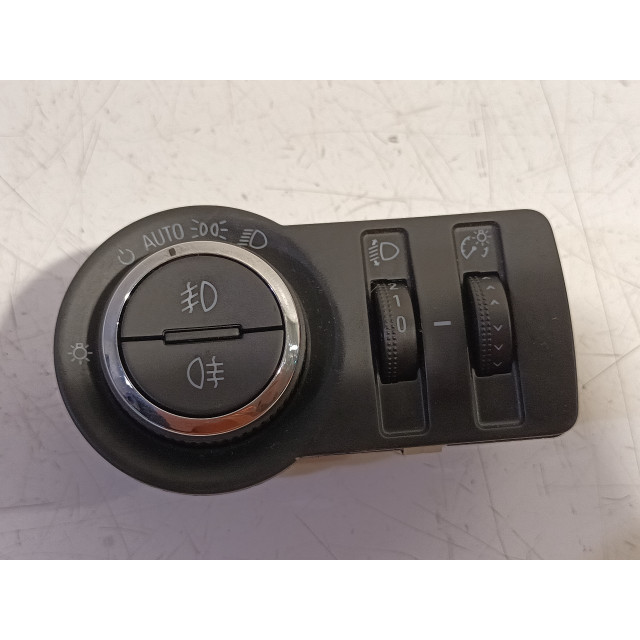 Przełącznik świateł Vauxhall / Opel Astra J GTC (PD2/PF2) (2011 - 2018) Hatchback 3-drs 1.4 Turbo 16V ecoFLEX 140 (A14NET(Euro 5))