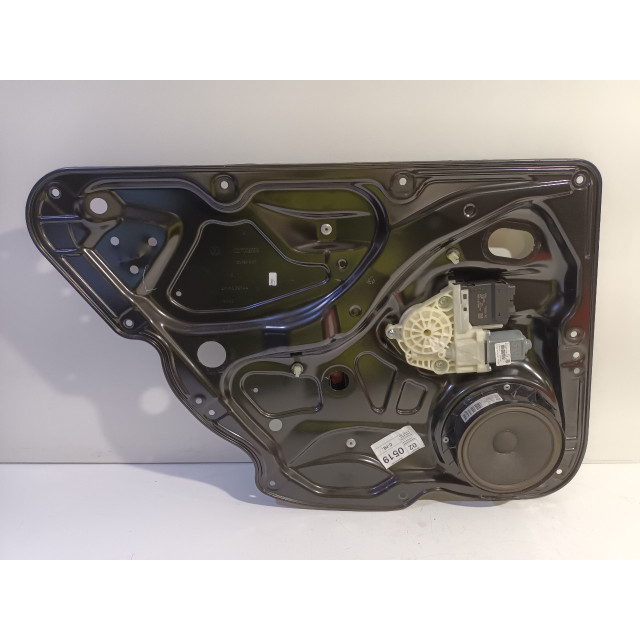 Mechanizm sterowania elektrycznego szyby drzwi tylnych lewych Volkswagen Passat Variant (365) (2010 - 2014) Combi 1.4 TSI 16V (CAXA(Euro 5))