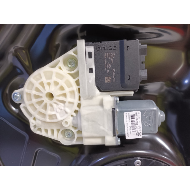 Mechanizm sterowania elektrycznego szyby drzwi tylnych lewych Volkswagen Passat Variant (365) (2010 - 2014) Combi 1.4 TSI 16V (CAXA(Euro 5))