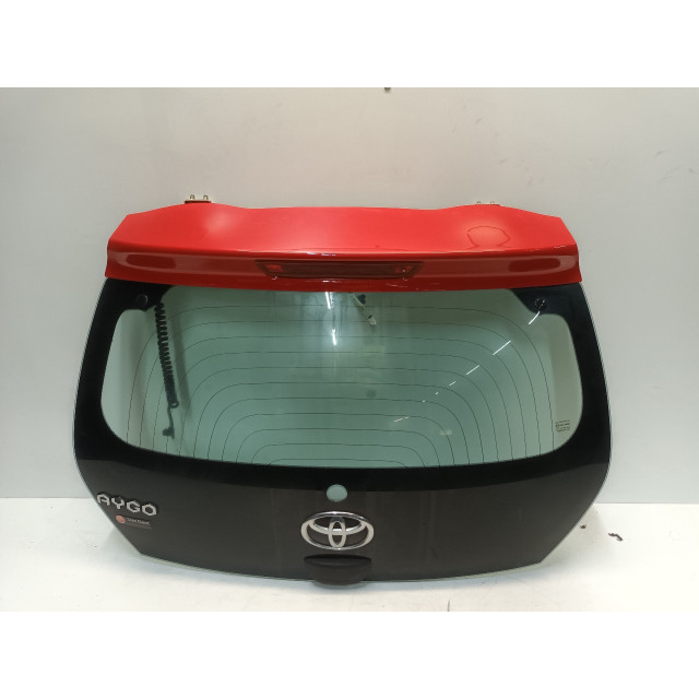 Klapa tylna Toyota Aygo (B40) (2014 - 2018) Hatchback 1.0 12V VVT-i (1KR-FE)