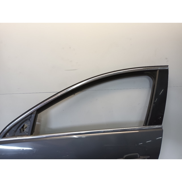 Drzwi przednie lewe Vauxhall / Opel Insignia Sports Tourer (2008 - teraz) Combi 2.0 CDTI 16V 130 ecoFLEX (A20DTJ)