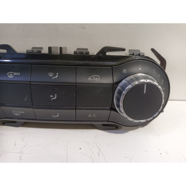 Panel sterowania temperaturą Mercedes-Benz A (W176) (2012 - 2018) Hatchback 1.6 A-180 16V (M270.910)