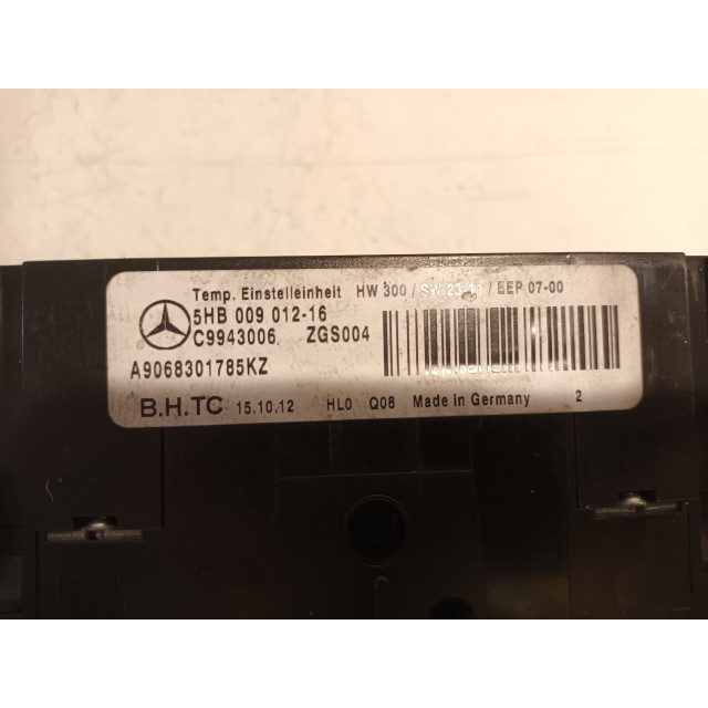 Panel sterowania temperaturą Mercedes-Benz Sprinter 3/5t (906.63) (2009 - 2016) Van 313 CDI 16V (OM651.957)
