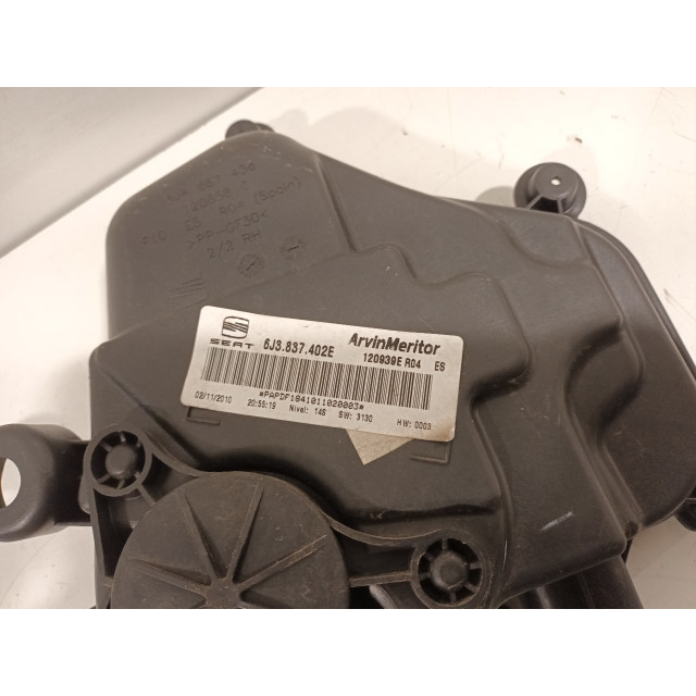 Mechanizm sterowania elektrycznego szyby drzwi przednich prawych Seat Ibiza IV (6J5) (2010 - 2015) Hatchback 5-drs 1.2 TDI Ecomotive (CFWA)