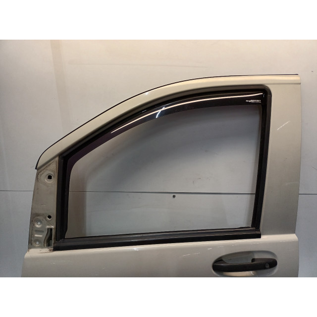 Drzwi przednie lewe Mercedes-Benz Vito (447.6) (2014 - teraz) Van 1.6 111 CDI 16V (OM622.951(R9M-503))