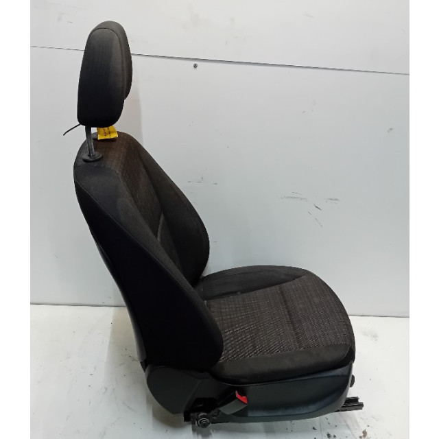 Fotel przedni lewy Mercedes-Benz Vito (447.6) (2014 - teraz) Van 1.6 111 CDI 16V (OM622.951(R9M-503))