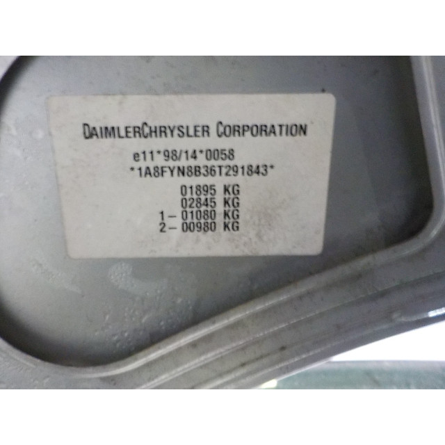 Mechanizm sterowania elektrycznego szyby drzwi przednich prawych Chrysler PT Cruiser (2005 - 2010) Hatchback 2.4 16V (S)