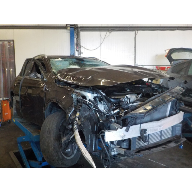 Zwolnienie hamulca ręcznego Mercedes-Benz GLA (156.9) (2013 - 2019) SUV 2.0 250 Turbo 16V 4-Matic (M270.920(Euro 6))