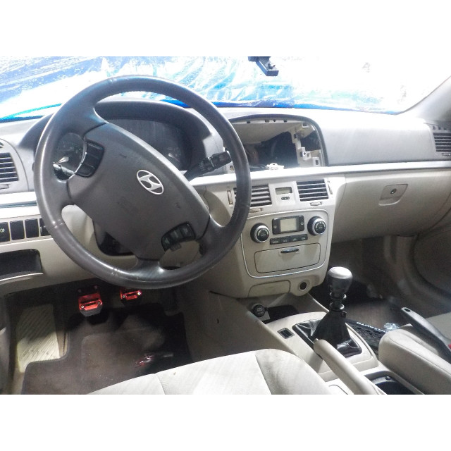 Drzwi tylne prawe Hyundai Sonata (2005 - 2010) Sedan 2.4 16V CVVT (G4KC)